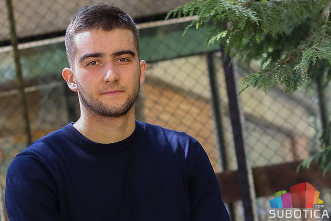 Oni dolaze: Andrej Ilić, maturant Gimnazije „Svetozar Marković“