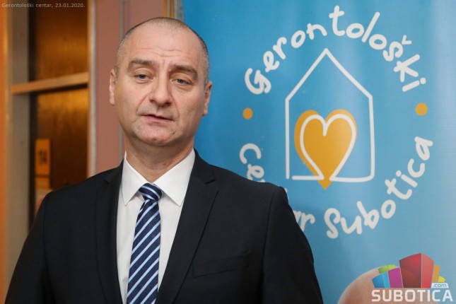 Opuštanje uz zvuke gonga u Gerontološkom centru