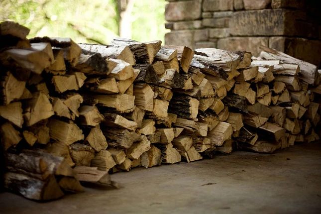 Ogrevno drvo jeftinije nego jesenas, uglja trenutno nema