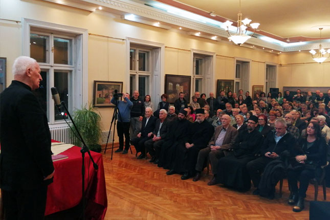 Predstavljena nova knjiga Matije Bećkovića „Mojih 80“