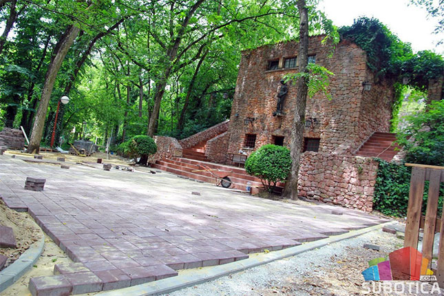 Obnova Letnje pozornice na Paliću