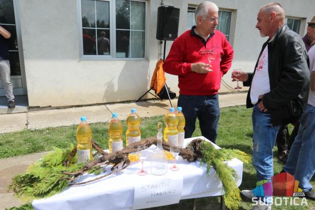 U Tavankutu održan šesti Festival vina