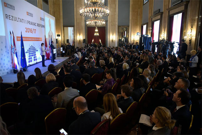 Subotica najuspešnija u izdavanju e-dozvola