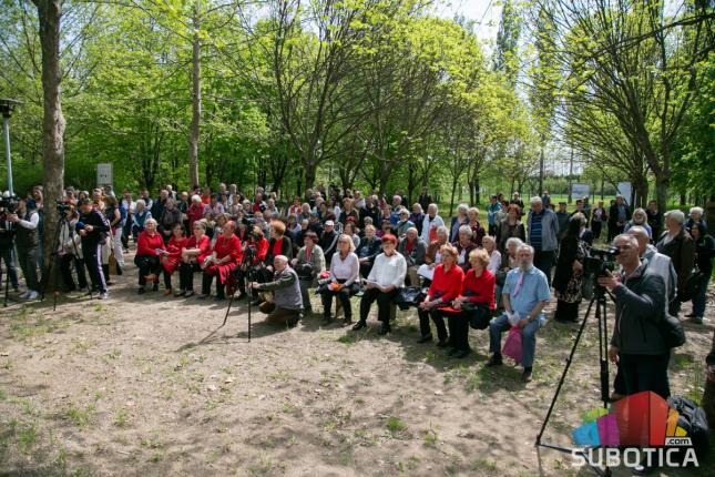 Jugonostalgičari obeležili  Međunarodni praznik rada