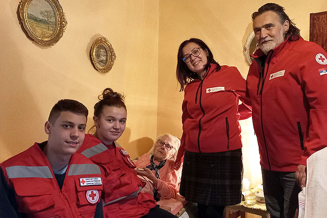 Završen konkurs "Sunčana jesen života 2023", darivani nosioci priznanja