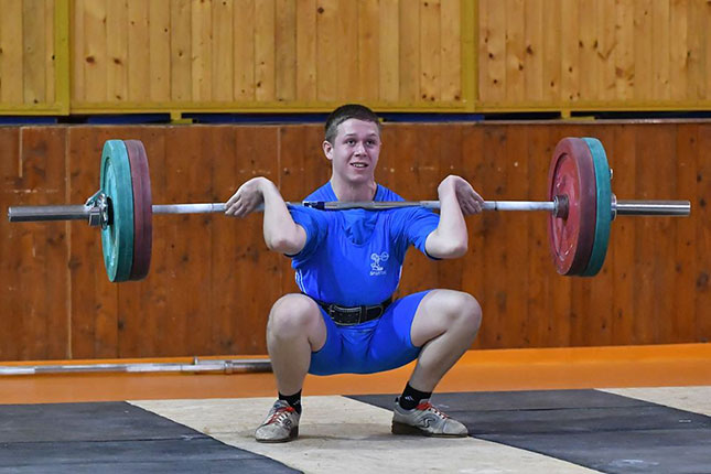 Dizanje tegova: Osvojene četiri medalje na startu sezone