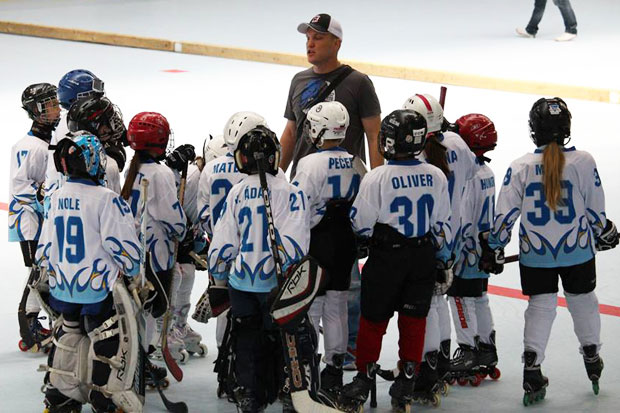 Hokejaši Spartaka učestvovali na dva turnira na novoj podlozi za hokej na rolerima