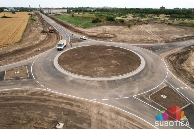 U saobraćaj puštena nova deonica koja spaja Lošinjsku i Senćanski put (kod "Prečistača")