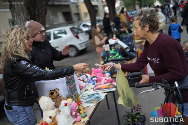 Na humanitarnom bazaru prikupljeno oko 265 hiljada dinara za Melindu, Lea i Leonu
