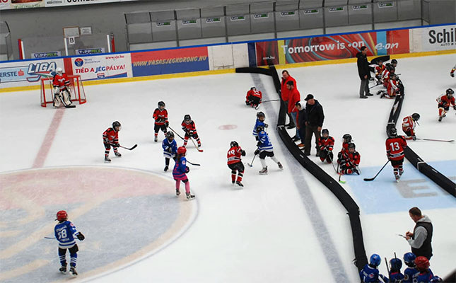 Hokej: Mlađe selekcije Spartaka započele nastupe na ledu