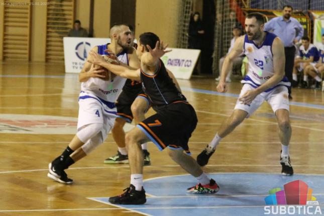 Košarka: Ivić na klupi pred domaćom publikom debitovao pobedom