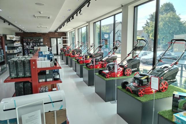 Akcije i pokloni povodom prvog rođendana "Elementa MEGA SHOP-a"