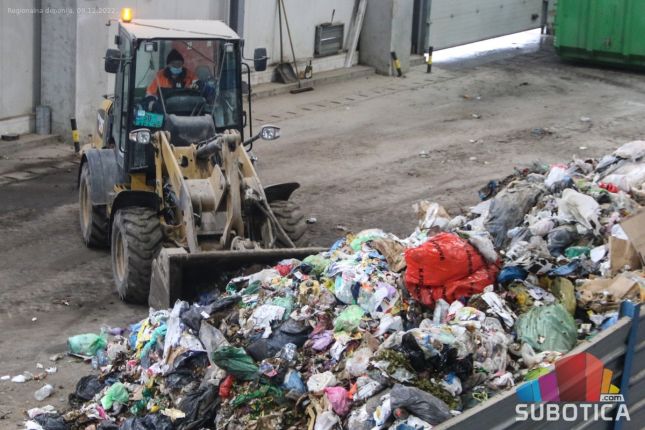 Regionalna deponija počela saradnju i sa industrijom, u planu razvrstavanje otpada u domaćinstvima
