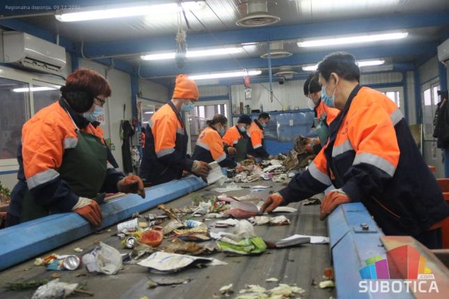 Regionalna deponija počela saradnju i sa industrijom, u planu razvrstavanje otpada u domaćinstvima