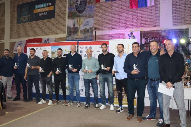 Održan 6. Međunarodni rukometni turnir veterana i veteranki, „Sloboda“ i „Dalmatinke“ pobednici