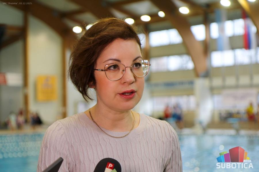 SRC „Prozivka“ ugradio hidrauličnu stolicu za osobe sa invaliditetom za veliki bazen