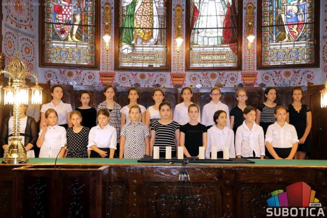 U spomen na žrtve Holokausta