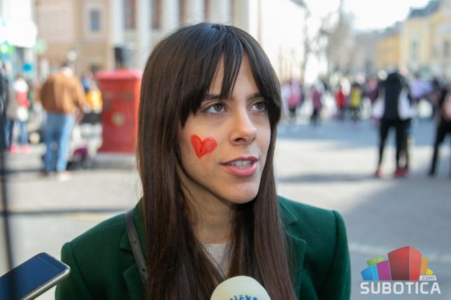 Mališani koji su pobedili rak poslali srce podrške deci koja se sada leče