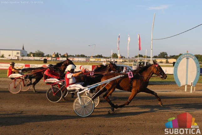 Kasački sport: Josip Gabrić predstavnik Srbije na trci u Parizu