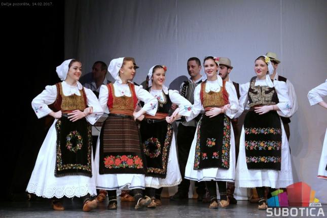 Održana Svečana akademija „Počast narodu voljene zemlje“