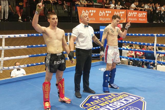 Kik boks: Uspešni nastupi takmičara "Top fighter-a" na dva jaka međunarodna turnira
