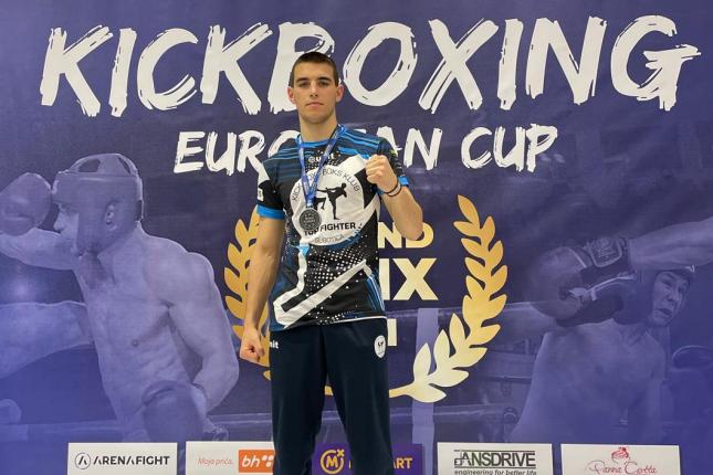 Kik boks: Uspešni nastupi takmičara "Top fighter-a" na dva jaka međunarodna turnira