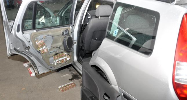 Uhapšeni carinici zbog primanja mita, sprečeno krijumčarenje veće količine cigareta