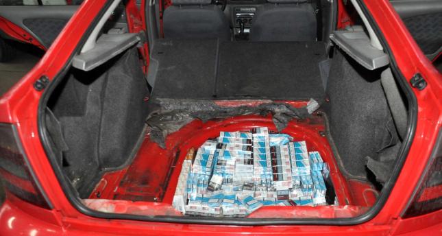 Uhapšeni carinici zbog primanja mita, sprečeno krijumčarenje veće količine cigareta