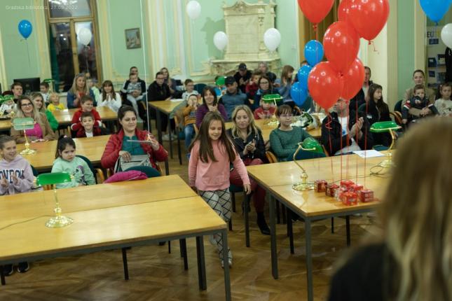 Polaznicima kursa „SuanPan“ mentalne aritmetike dodeljene diplome, u subotu Otvorena vrata