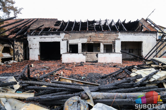 Migranti u napuštenim objektima na obodu grada