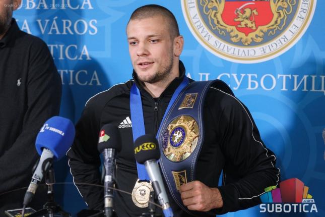 Svetski prvaci u rvanju ponos Subotice