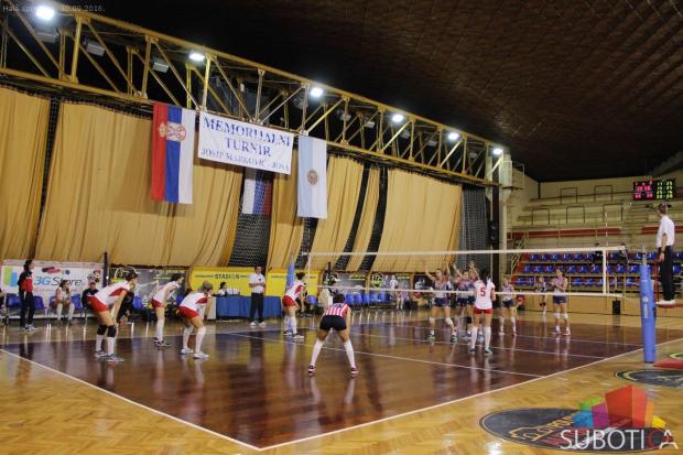 Novac od reklama na račun JKP "Stadion"