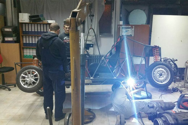 Subotičanin u timu FTN-a koji je konstruisao hibridno vozilo