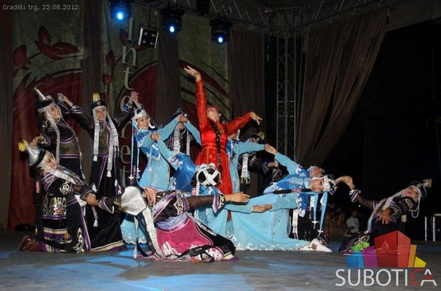 Svečano otvoren Interetno 2012