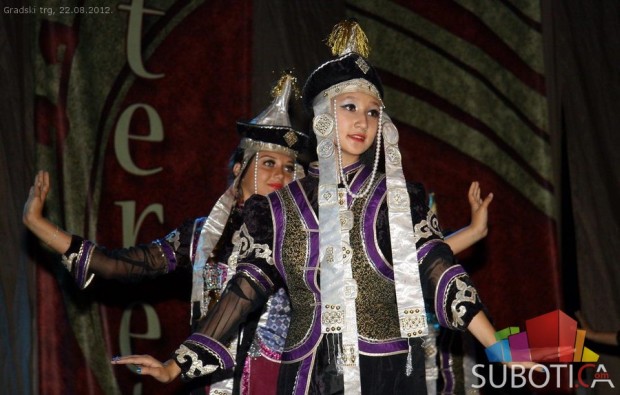 Svečano otvoren Interetno 2012