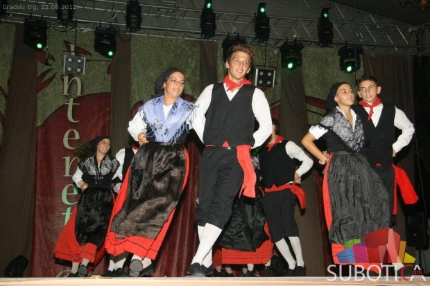 Svečano otvoren Interetno 2012