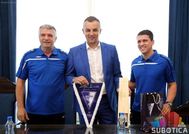 Fudbal: Šampionke Srbije na prijemu u Gradskoj kući