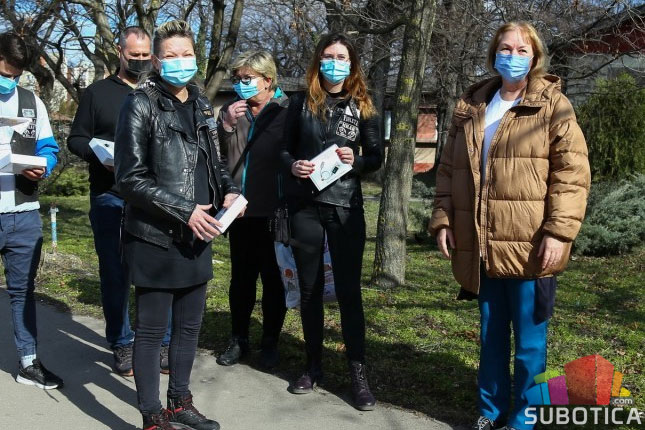 Subotički bajkeri donirali pulsne oksimetre Odeljenju neonatologije