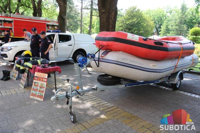 Vatrogasci u petak sa građanima u centru