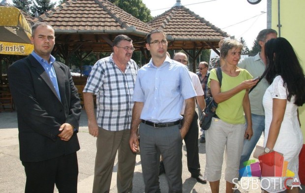 Nezaposlenost i komunalni problemi najveće su brige Bajmoka