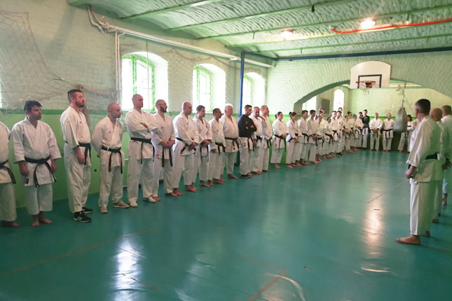Preko stotinu majstora karatea na seminaru u Subotici