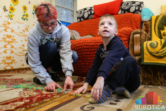 Pomozimo petogodišnjem Leu da nastavi lečenje matičnim ćelijama
