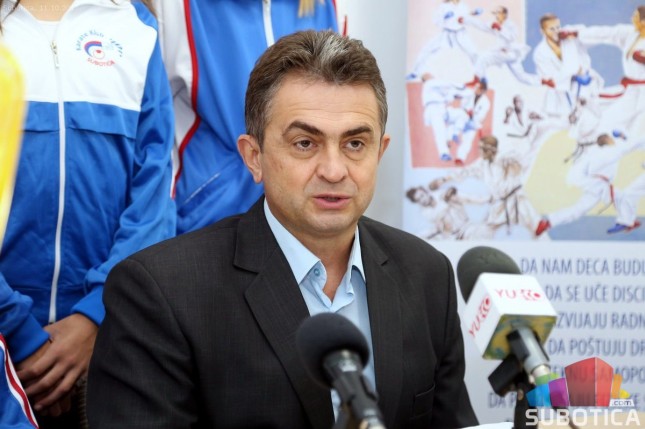 Odličan nastup karatista Enpija na Svetskom prvenstvu u Mađarskoj