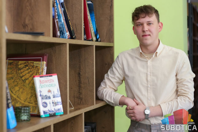 Oni dolaze: Filip Adamov, maturant Tehničke škole "Ivan Sarić"