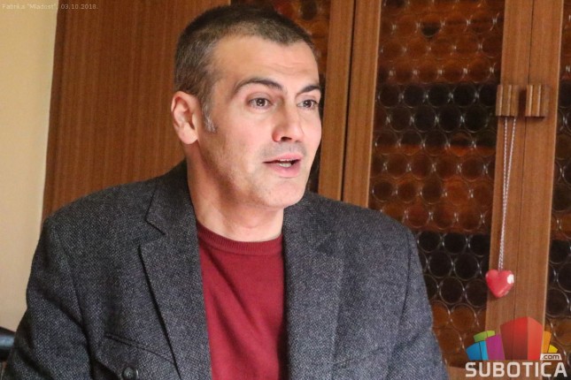 Nova sezona, a stari problemi u Narodnom pozorištu