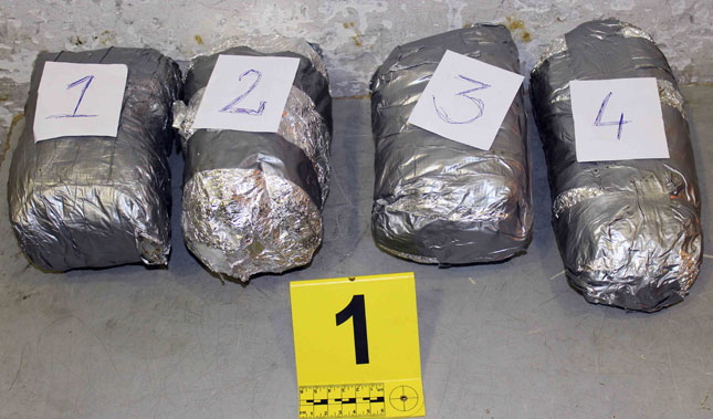 Zaplenjeno više od pet kilograma marihuane