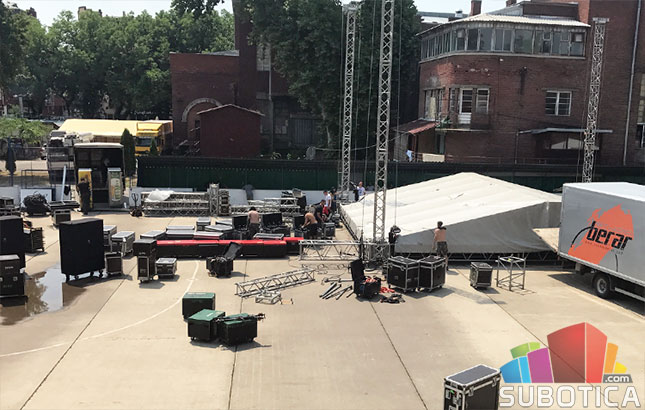 Cecin koncert na Stadionu malih sportova