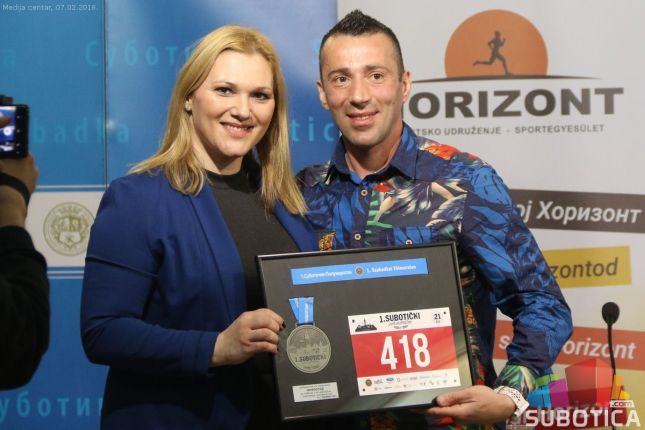 Uručene zahvalnice za podršku 1. Subotičkom polumaratonu