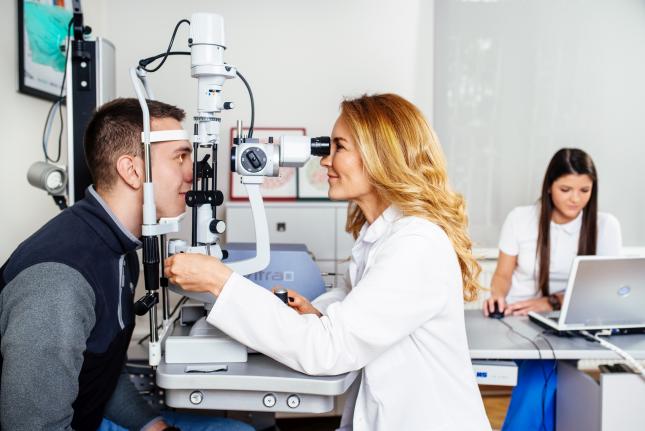 Obezbedite novi pogled na sve(t) - lasersko skidanje dioptrije po akcijskim cenama ovog leta u "Perfect Vision-u"