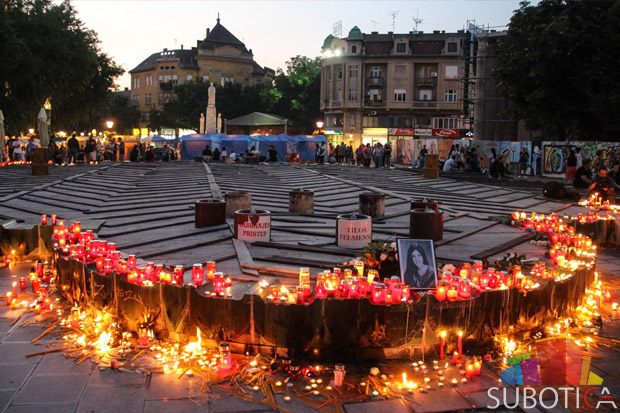 Najtužnija povorka: Hiljade ljudi ispratilo Tijanu na poslednji počinak
